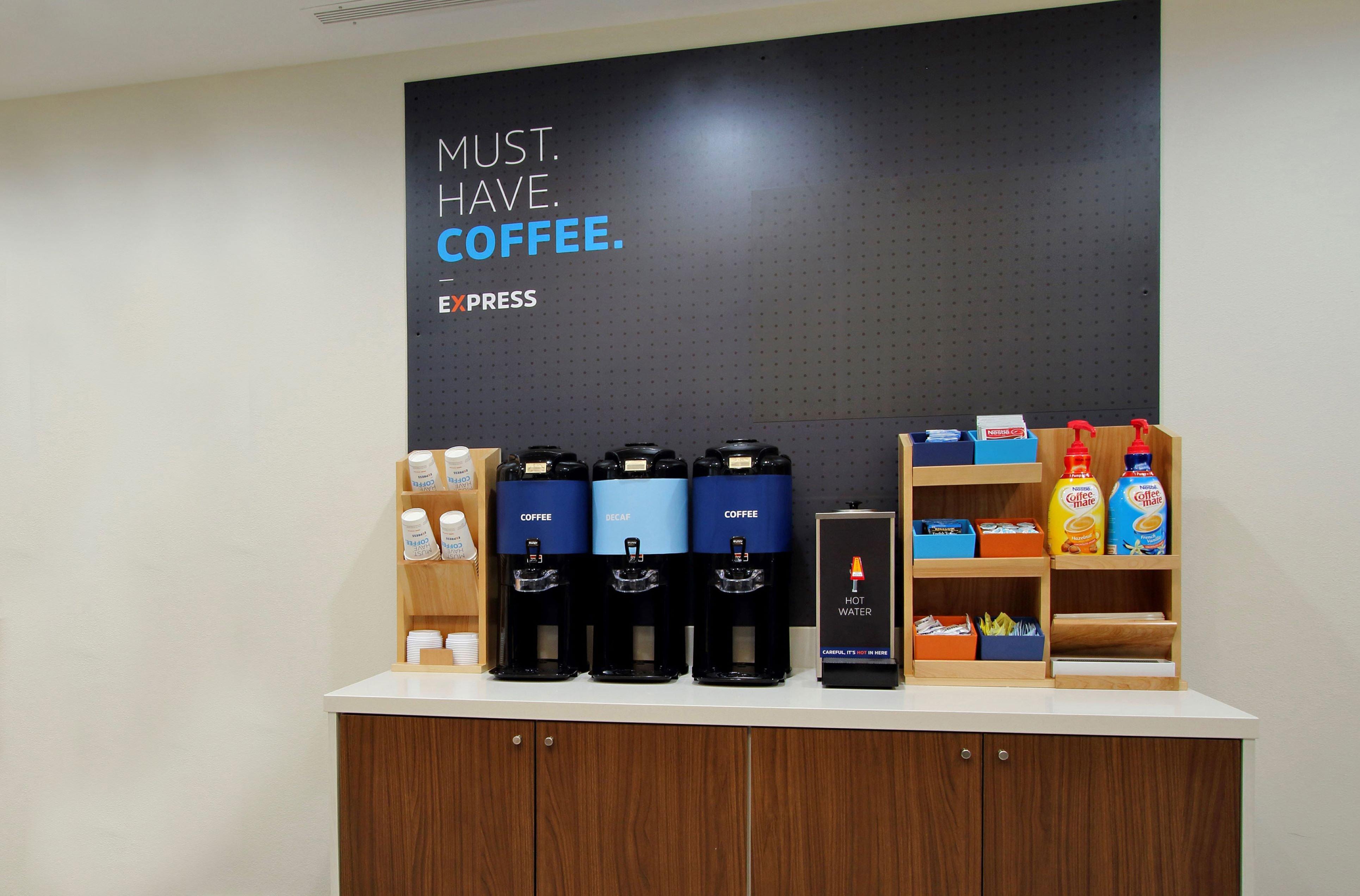 Holiday Inn Express & Suites Logan By Ihg Luaran gambar