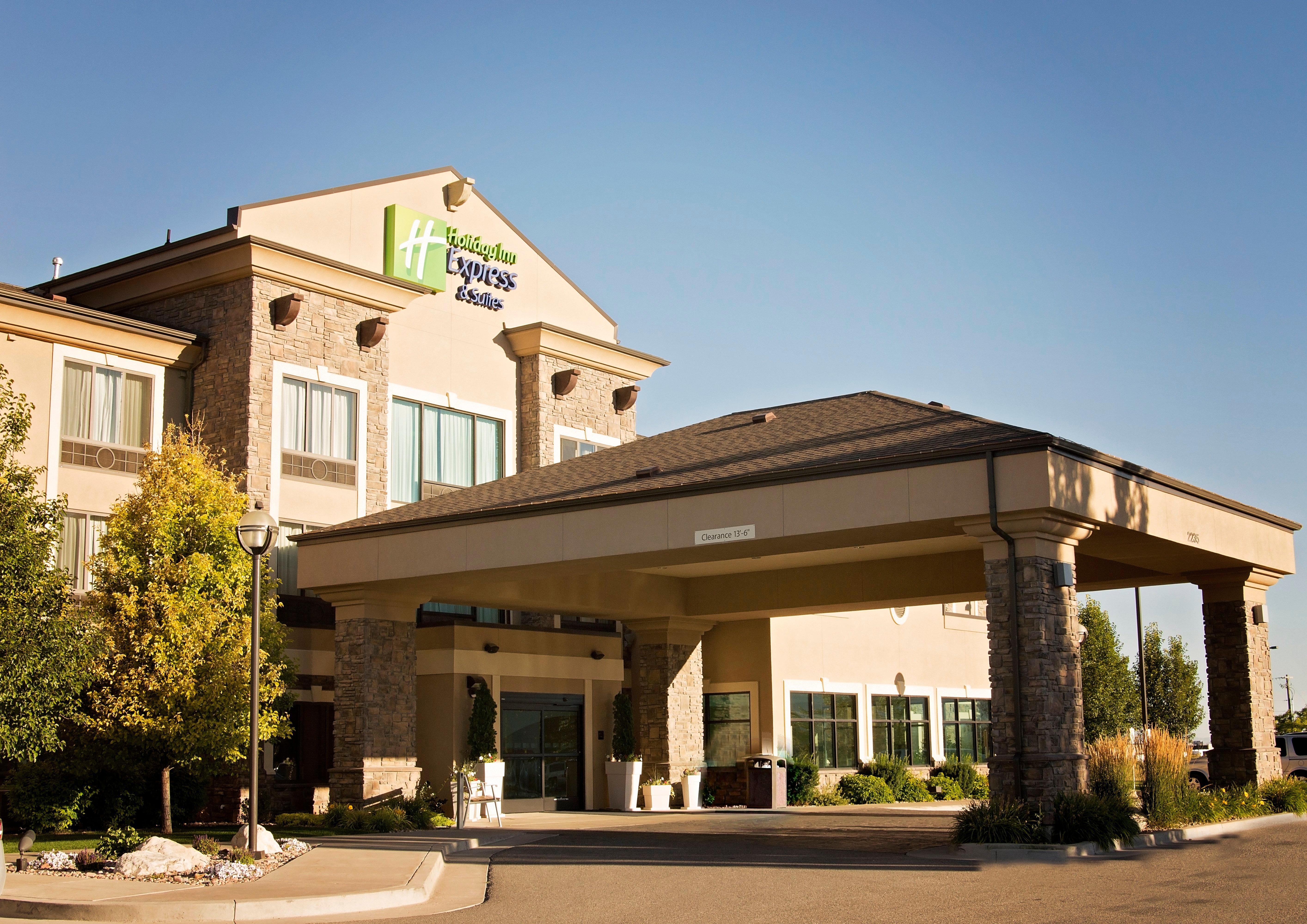 Holiday Inn Express & Suites Logan By Ihg Luaran gambar